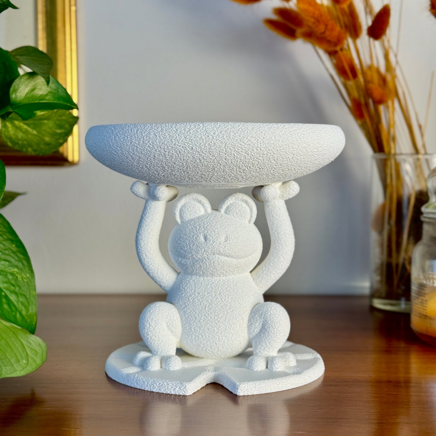 Frog Bowl Holder – Functional Design Object