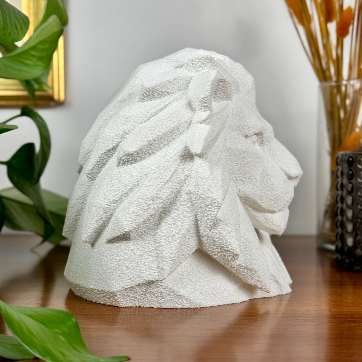 Lion Head - Decorative Sculpture